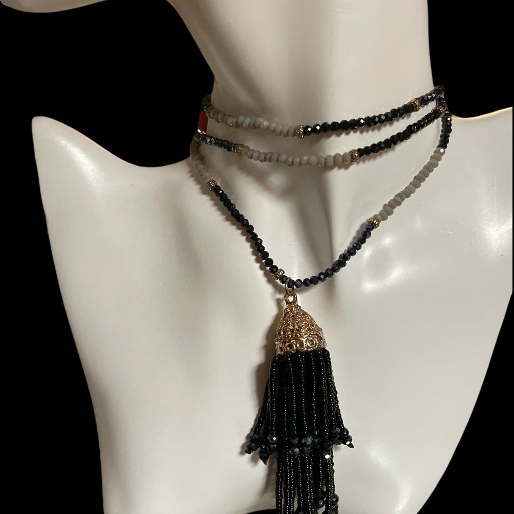 Black beaded tassel necklace NEW Boutique 🌲Holiday SALE 🌲 Gift 🎁 wrapped